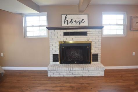 2547 Ruby Lane Wadesville IN 47638