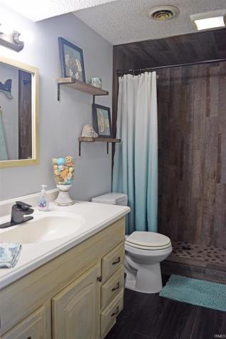 2547 Ruby Lane Wadesville IN 47638