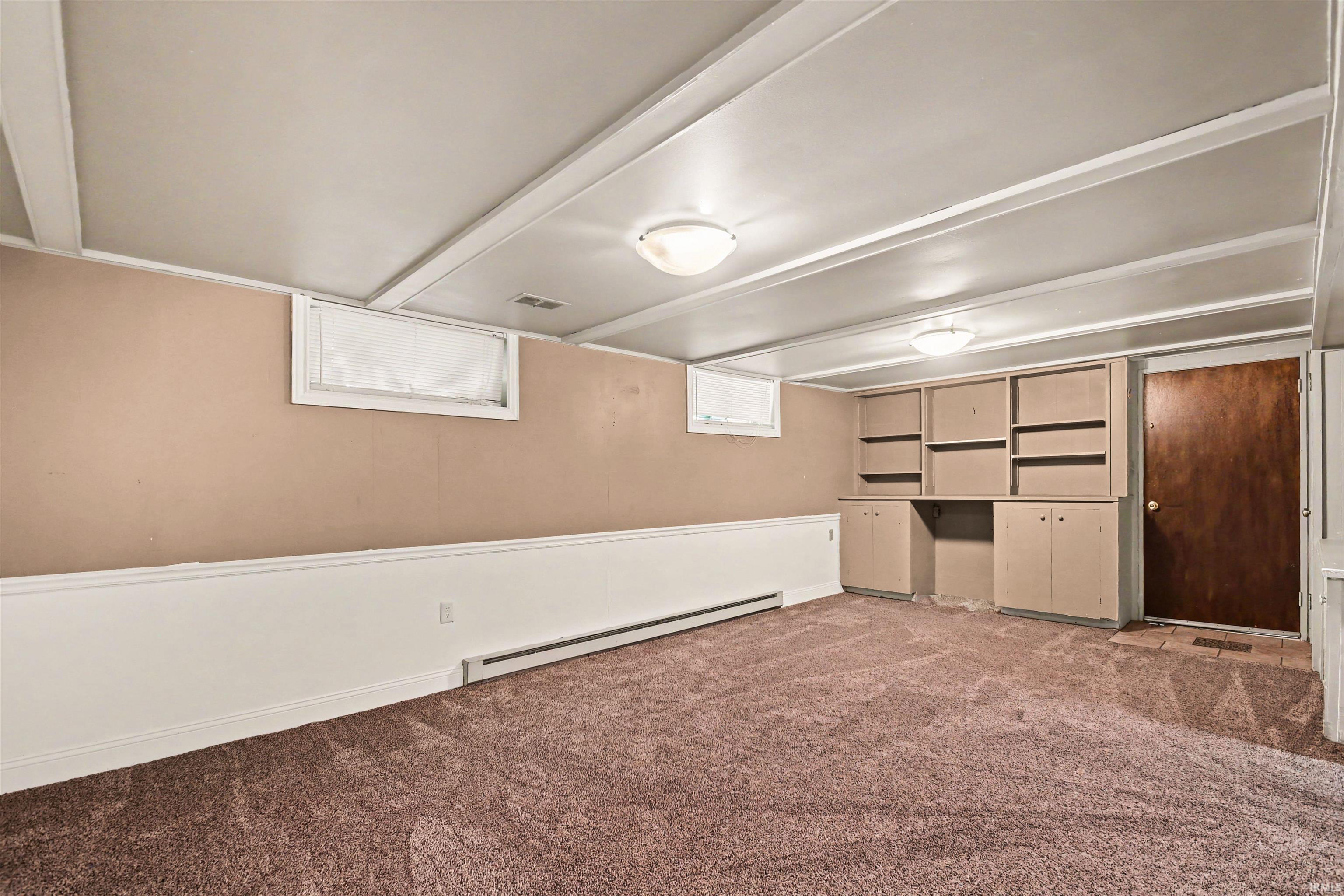 1824 Peachtree Lane South Bend IN 46617