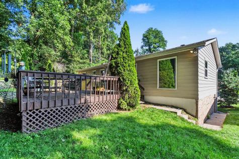 1824 Peachtree Lane South Bend IN 46617