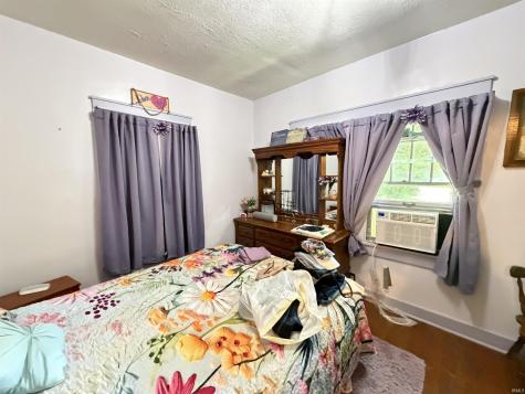 914 W Main Street Ellettsville IN 47429