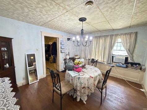 914 W Main Street Ellettsville IN 47429