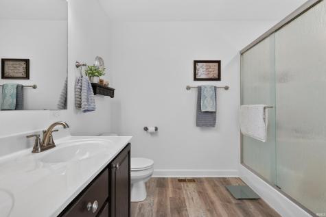 1913 N Sandal Wood Drive Yorktown IN 47396