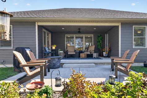 1913 N Sandal Wood Drive Yorktown IN 47396