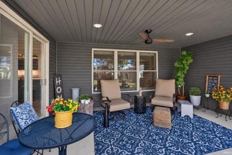 1913 N Sandal Wood Drive Yorktown IN 47396