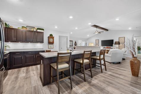 1913 N Sandal Wood Drive Yorktown IN 47396