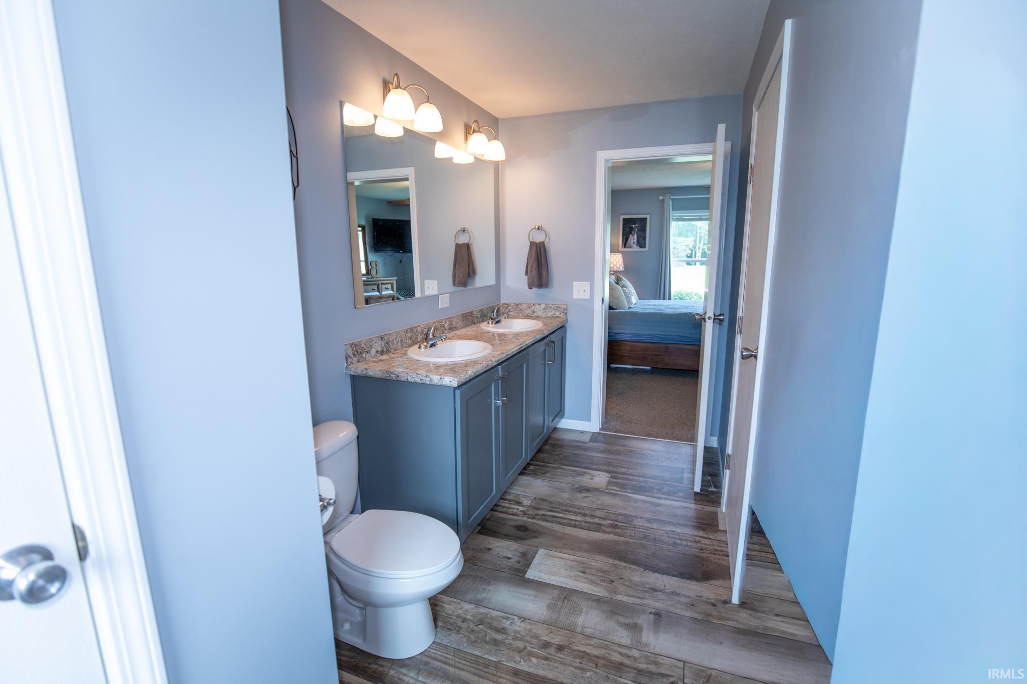 1169 E Portside Drive Warsaw IN 46582