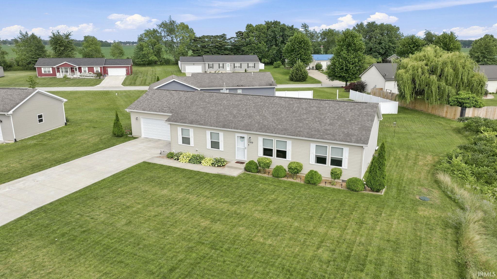 1169 E Portside Drive Warsaw IN 46582