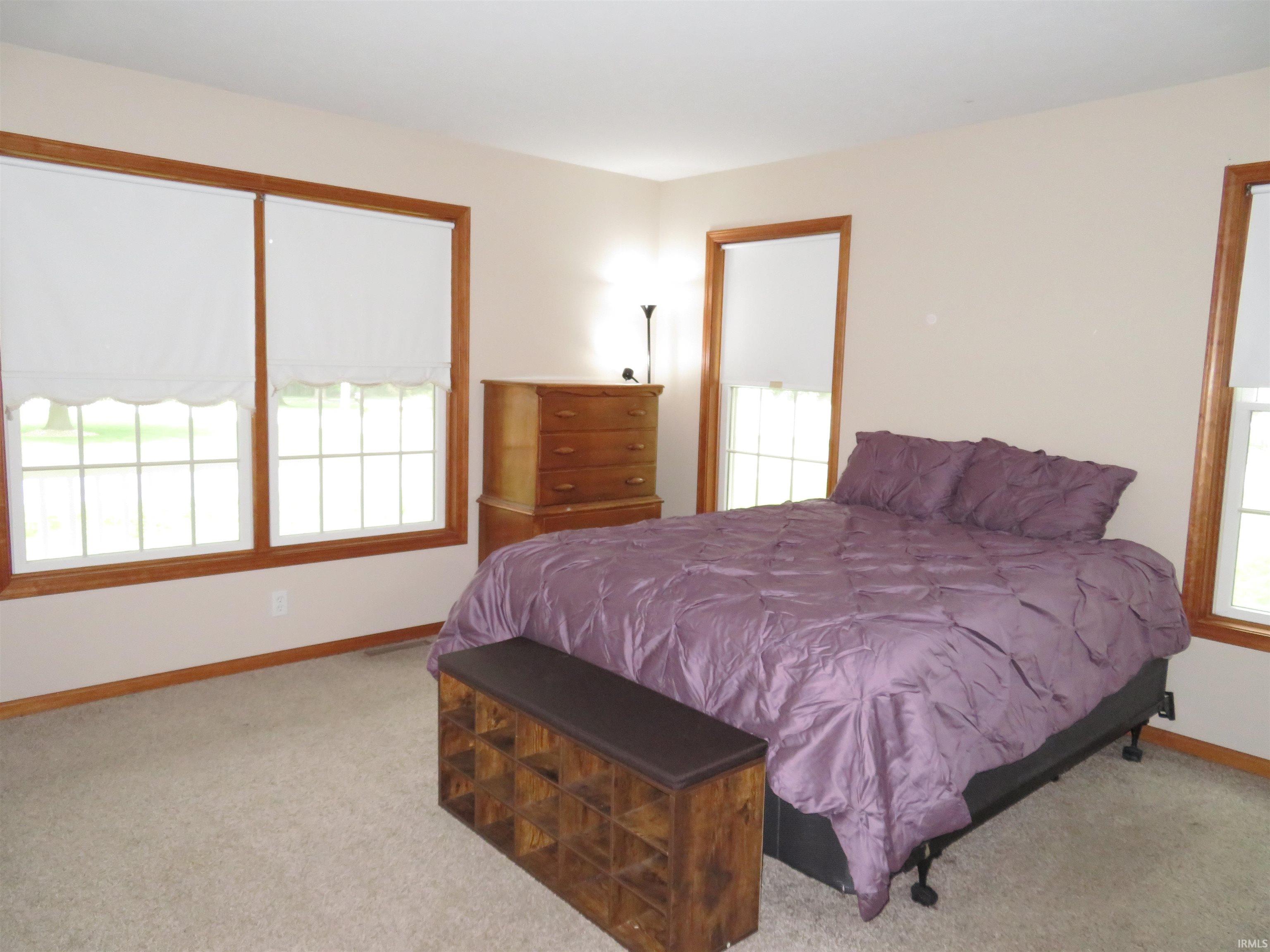 101 Hemsberd Street Middlebury IN 46540