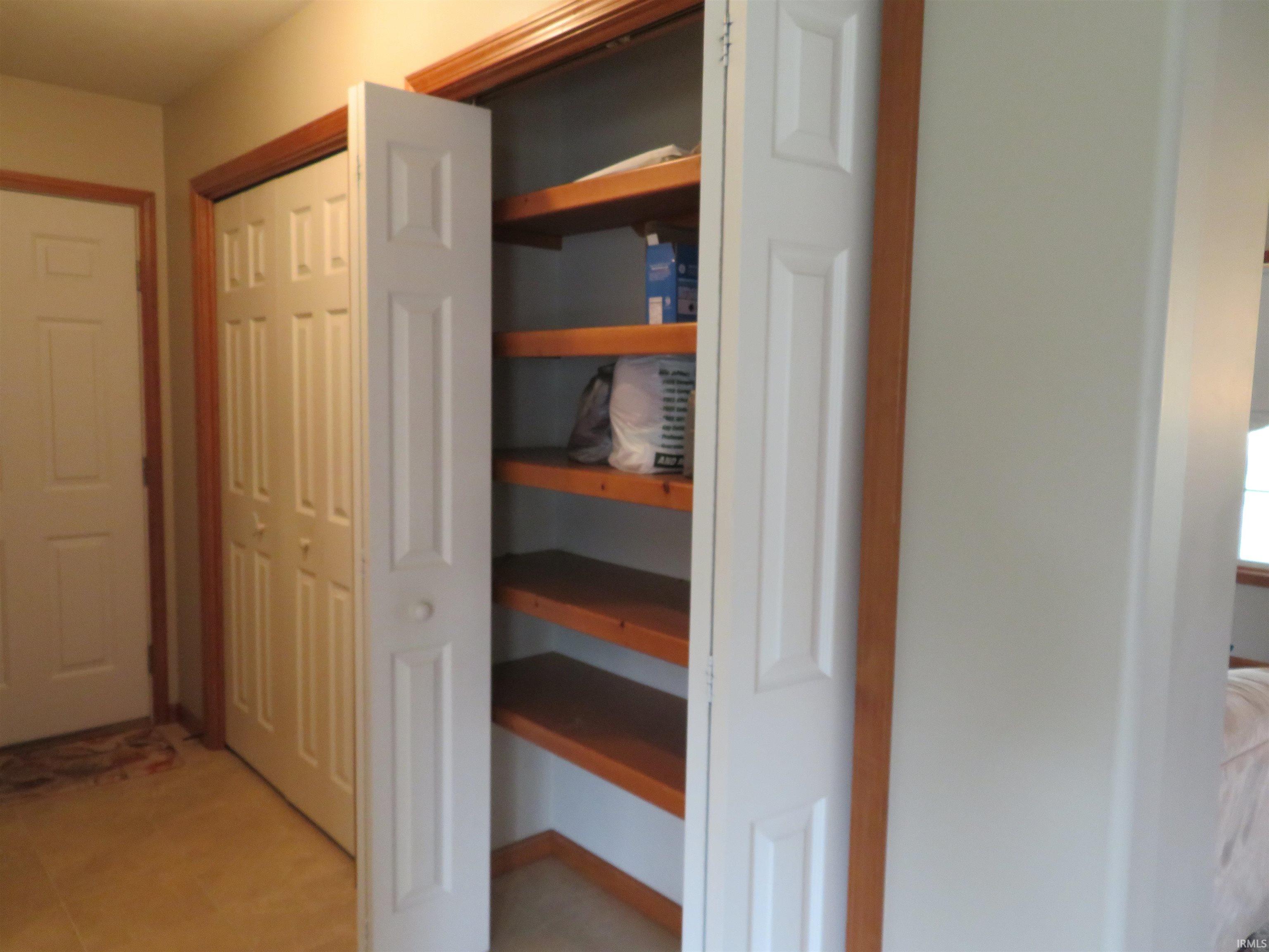 101 Hemsberd Street Middlebury IN 46540
