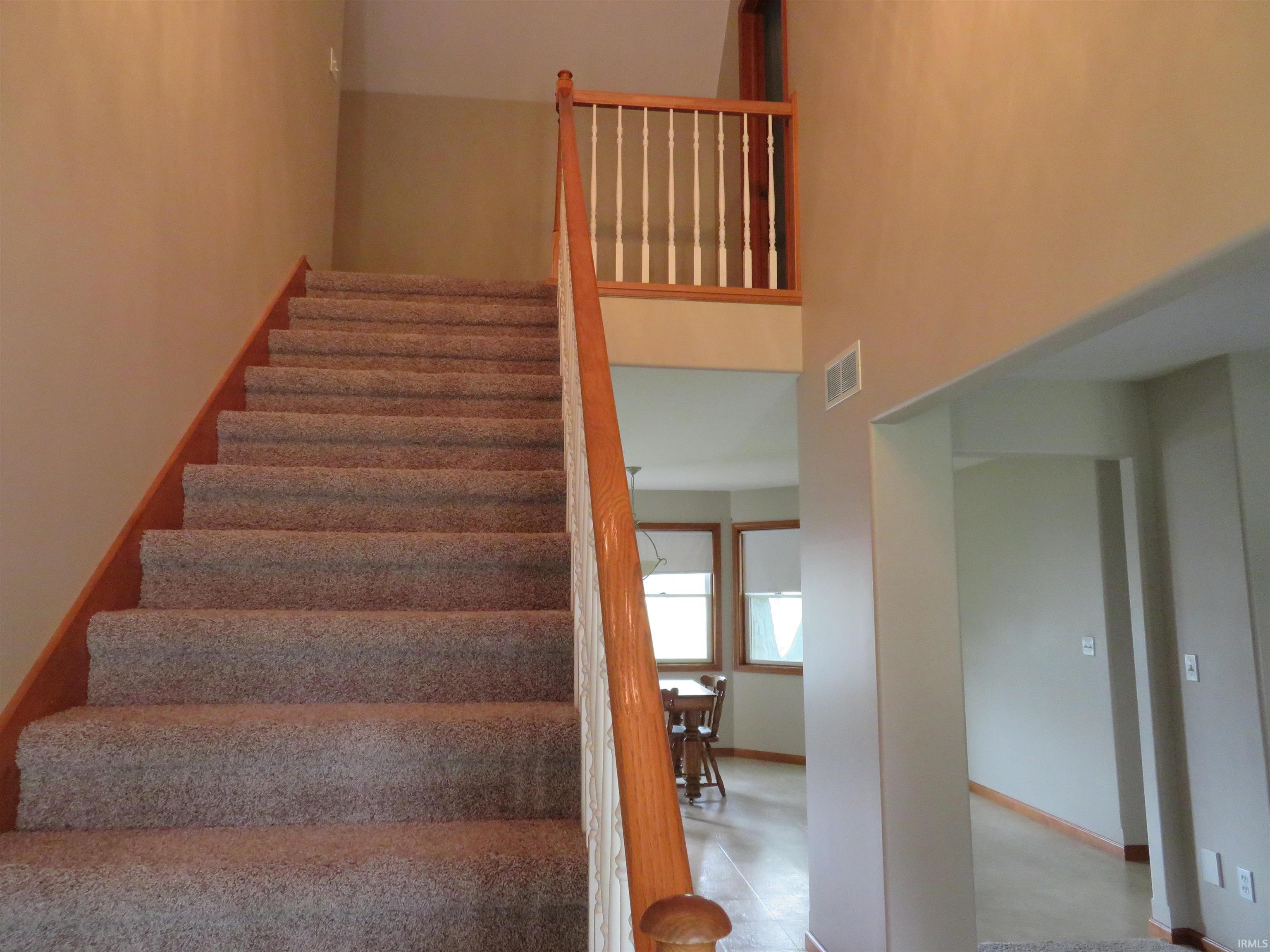 101 Hemsberd Street Middlebury IN 46540