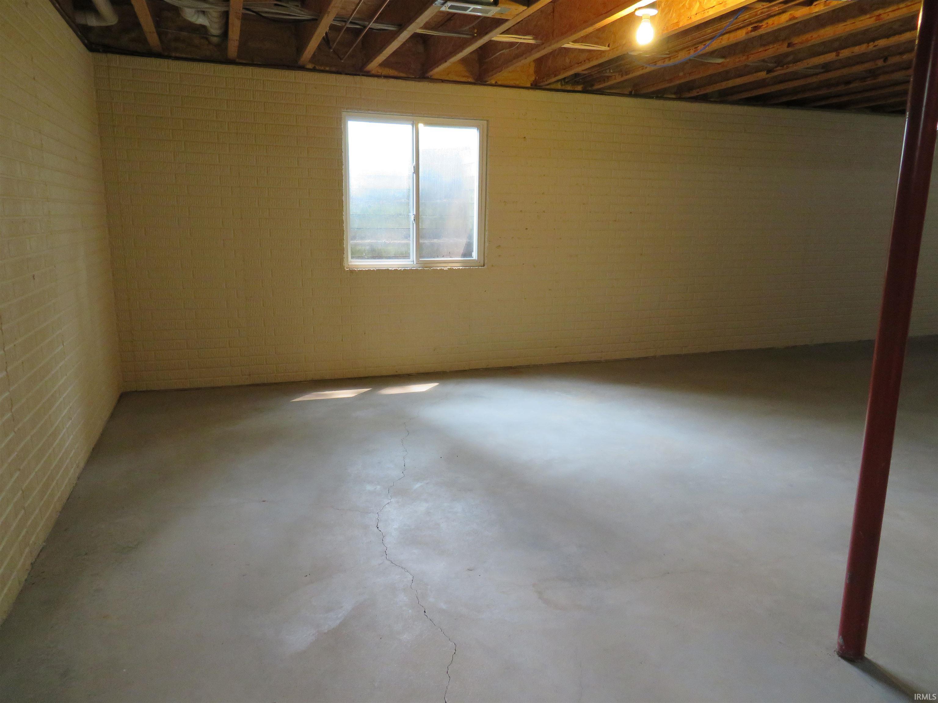 101 Hemsberd Street Middlebury IN 46540