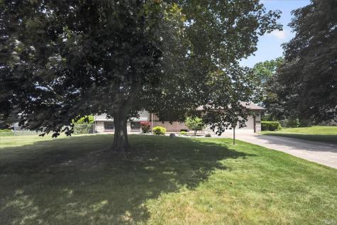18035 Chipstead Drive South Bend IN 46637