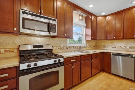 18035 Chipstead Drive South Bend IN 46637
