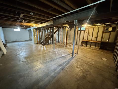 2219 W Bulla Street South Bend IN 46628