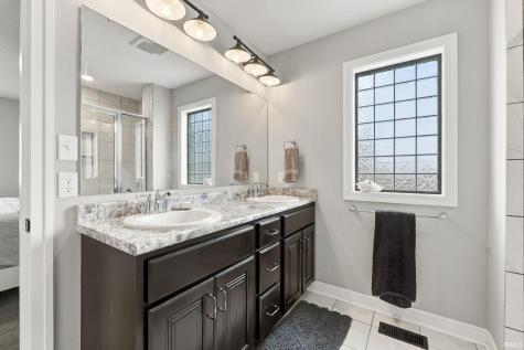 9682 Banbury Trail Fort Wayne IN 46818