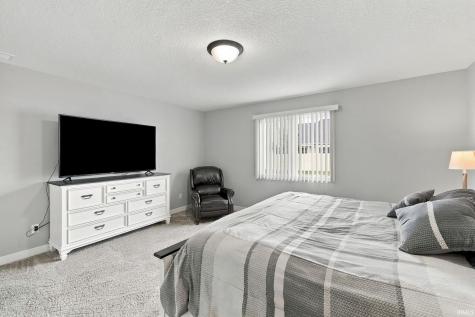 9682 Banbury Trail Fort Wayne IN 46818