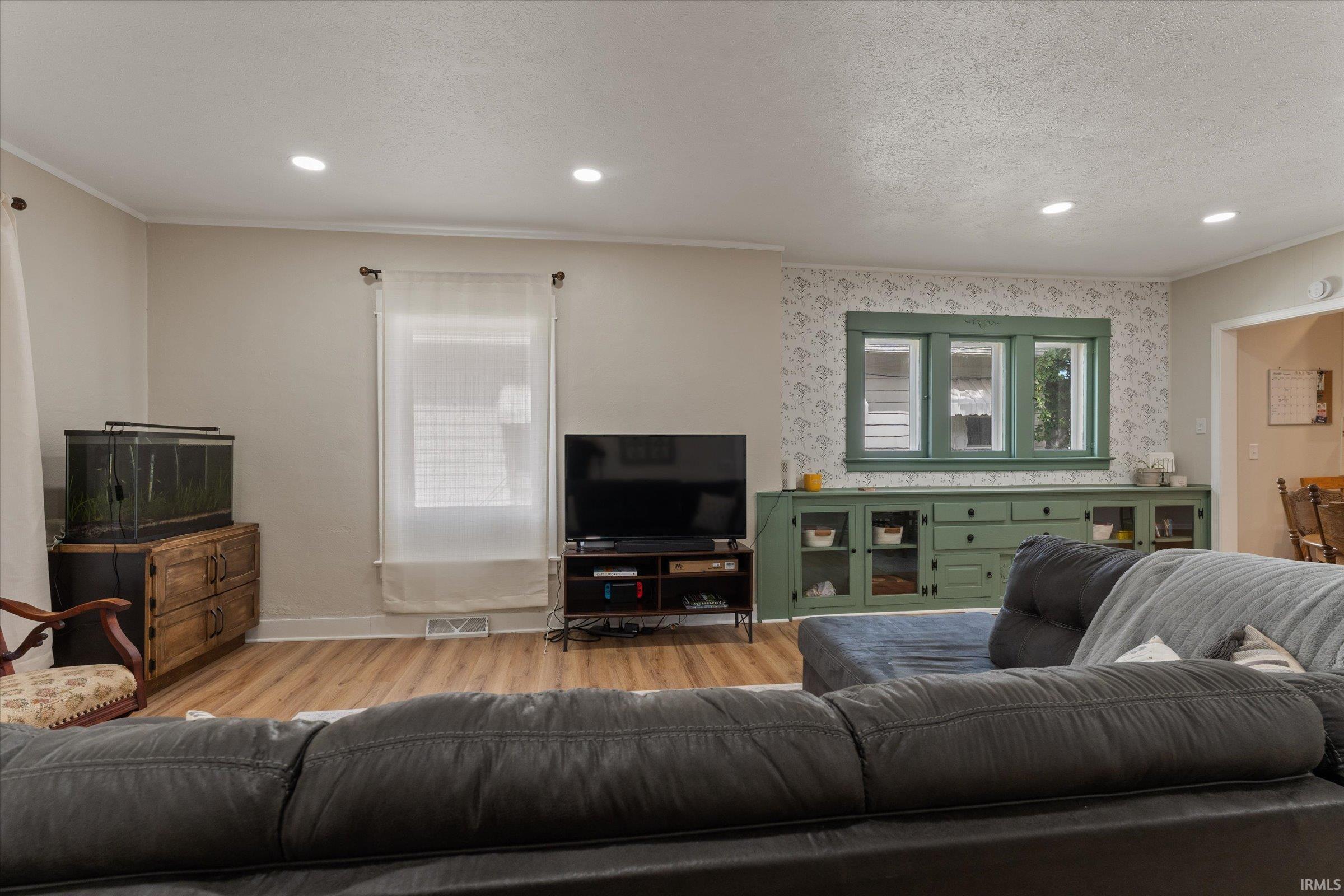 930 S 28th Street South Bend IN 46615