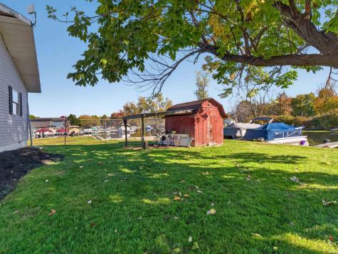 11696 N Treasure Island Drive Cromwell IN 46732