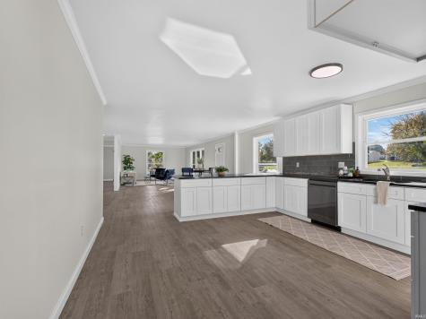 11696 N Treasure Island Drive Cromwell IN 46732