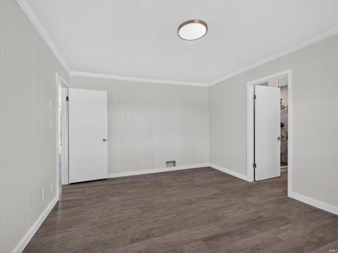 11696 N Treasure Island Drive Cromwell IN 46732