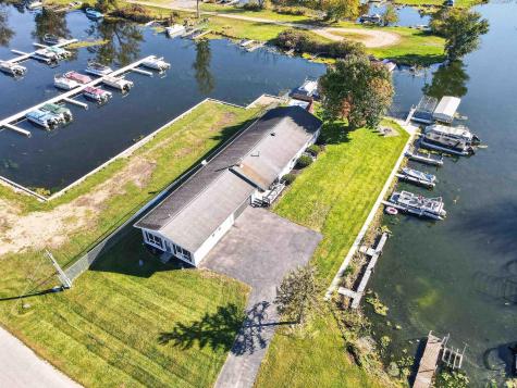 11696 N Treasure Island Drive Cromwell IN 46732