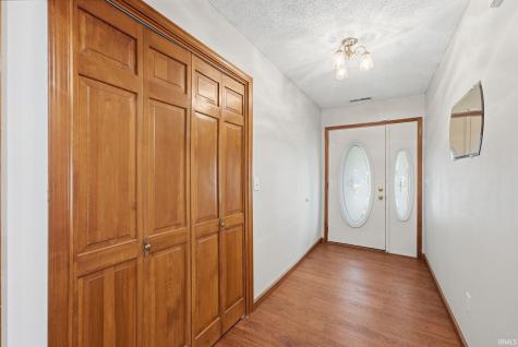 6019 Tomahawk Trail Fort Wayne IN 46804