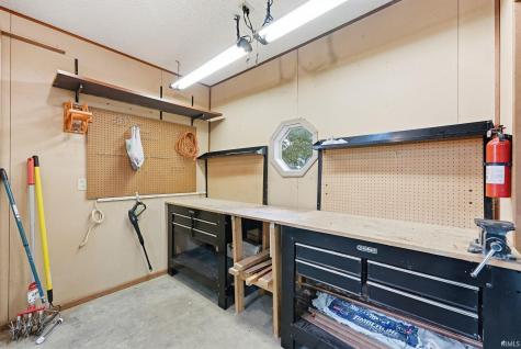 6019 Tomahawk Trail Fort Wayne IN 46804