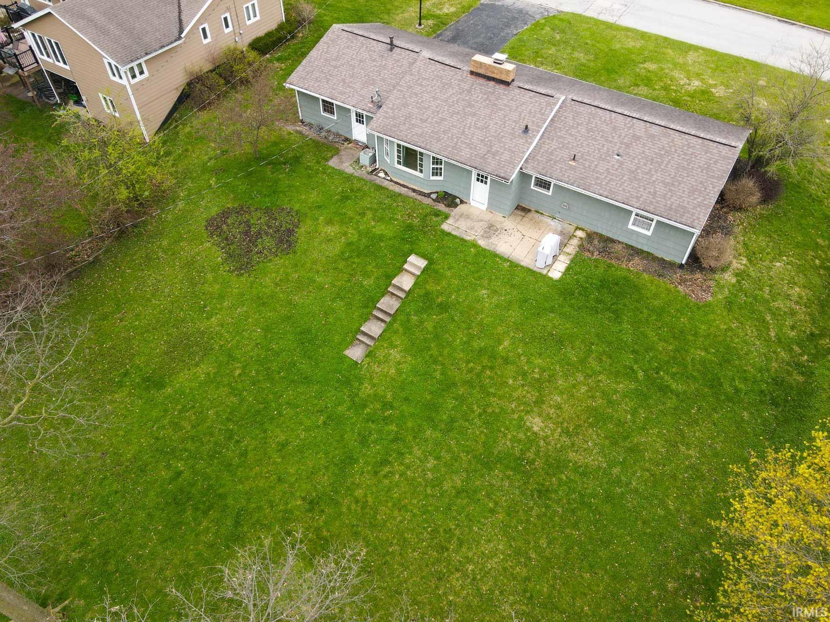 1830 Denslow Drive South Bend IN 46614