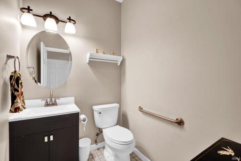 9982 S Saint Andrews Lane Bloomington IN 47401