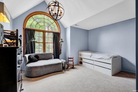 9982 S Saint Andrews Lane Bloomington IN 47401