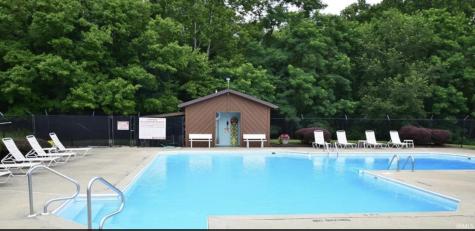 9982 S Saint Andrews Lane Bloomington IN 47401