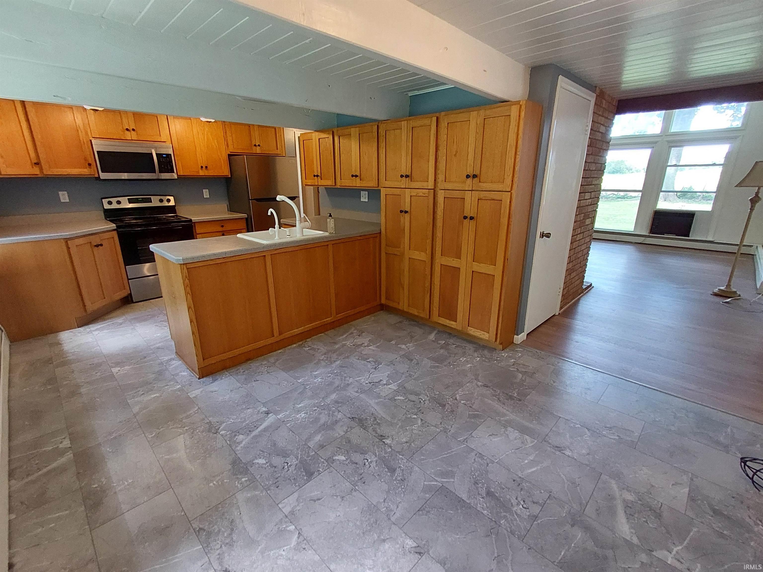 301 Twin Oaks Drive Middlebury IN 46540