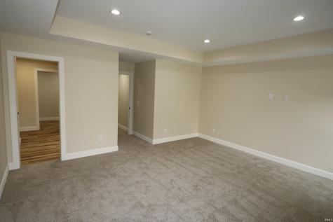 5822 Fernwood Avenue Fort Wayne IN 46809