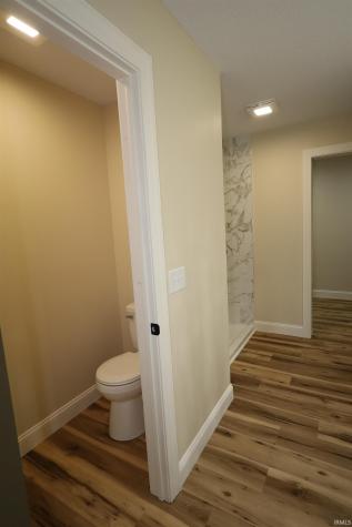 5822 Fernwood Avenue Fort Wayne IN 46809