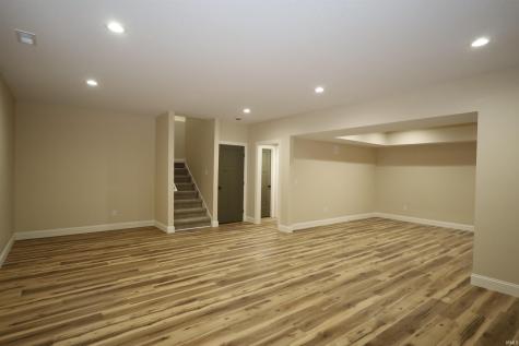 5822 Fernwood Avenue Fort Wayne IN 46809