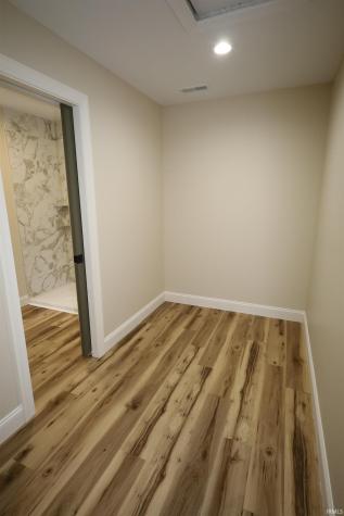 5822 Fernwood Avenue Fort Wayne IN 46809