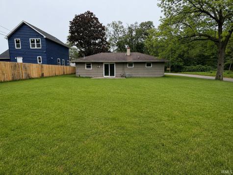 104 S 33rd Street South Bend IN 46615