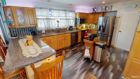 523 S Western Loop Monticello IN 47960