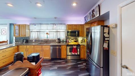 523 S Western Loop Monticello IN 47960
