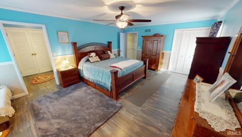 523 S Western Loop Monticello IN 47960