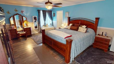523 S Western Loop Monticello IN 47960
