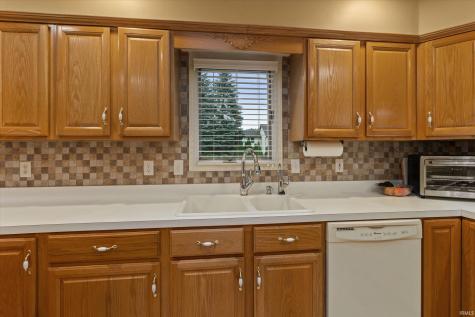 53178 Fiddlehead Court South Bend IN 46637