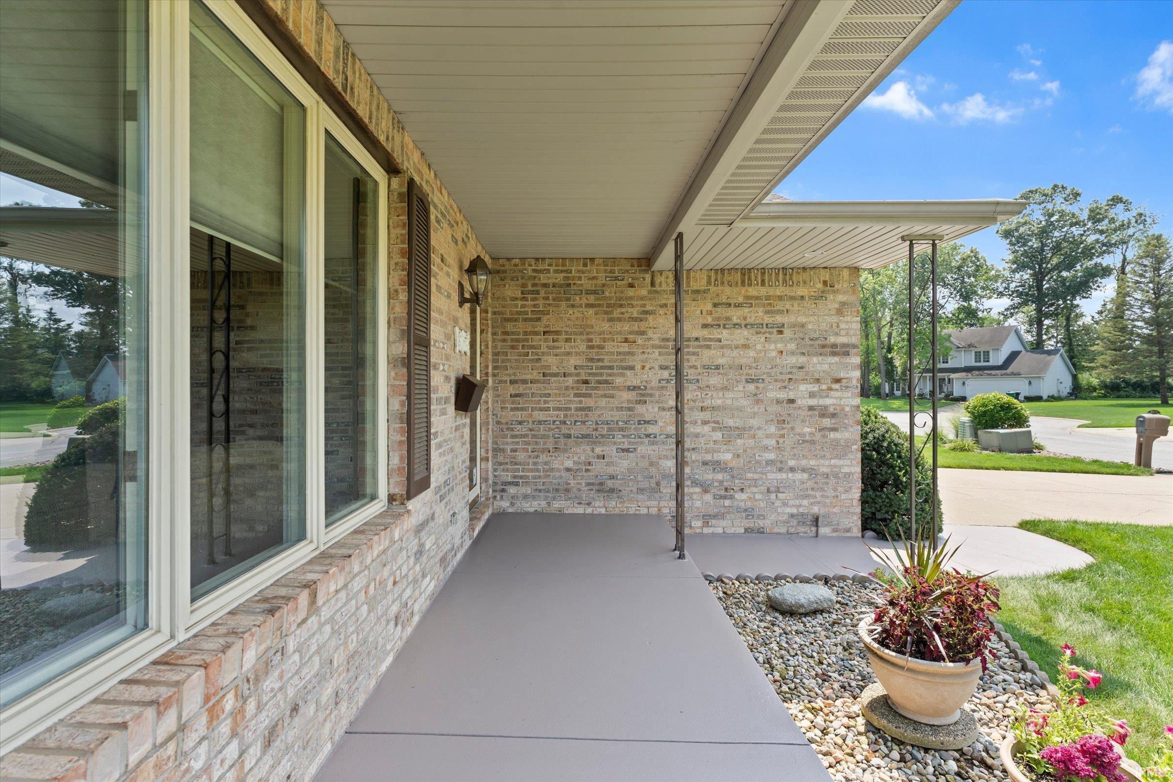 53178 Fiddlehead Court South Bend IN 46637