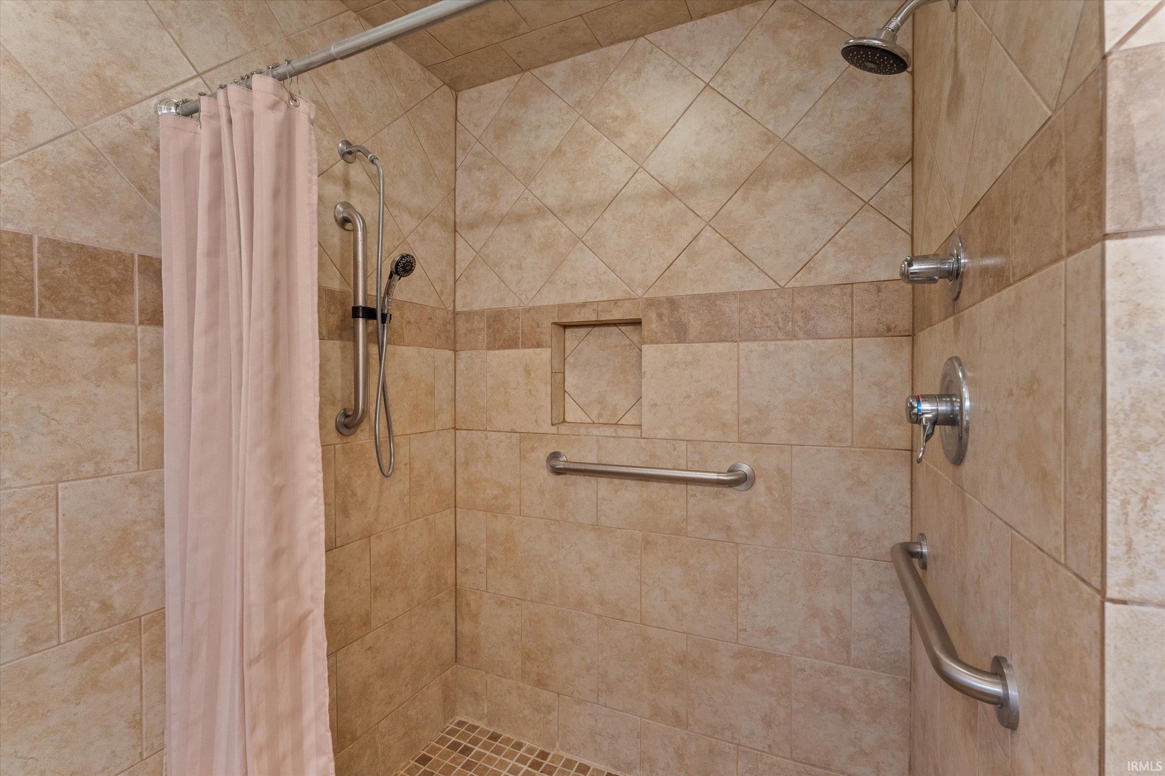 53178 Fiddlehead Court South Bend IN 46637