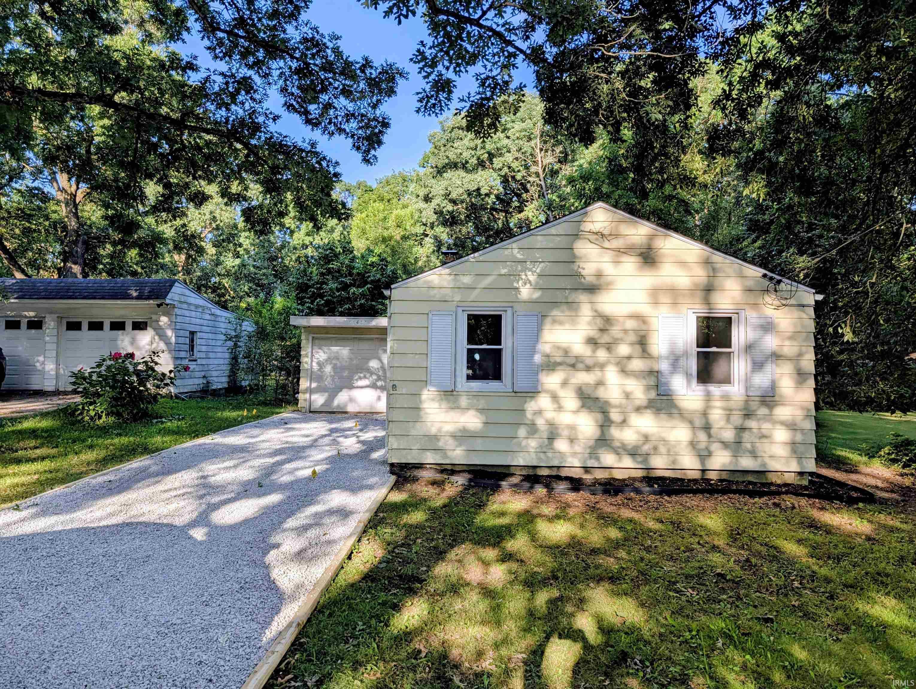 55405 Glenn Road South Bend IN 46628