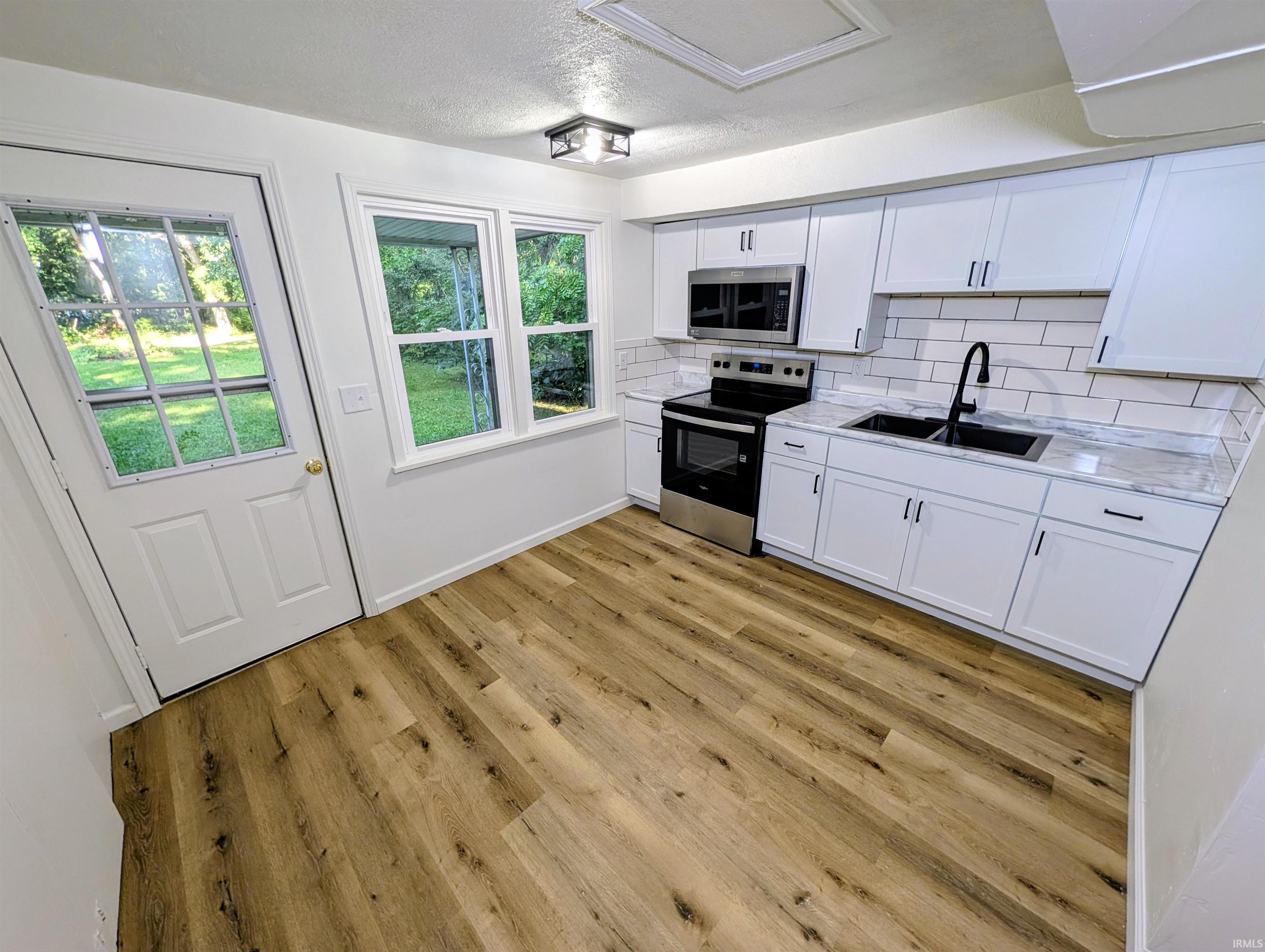 55405 Glenn Road South Bend IN 46628