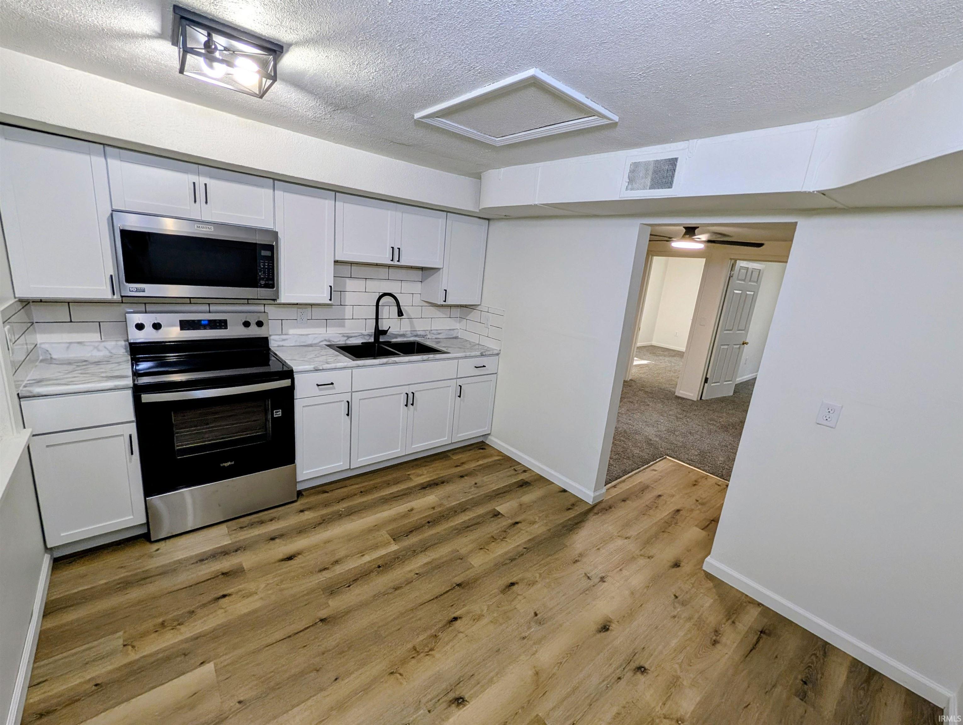 55405 Glenn Road South Bend IN 46628
