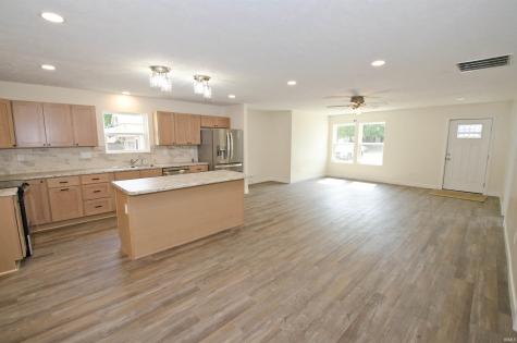 2136 Hall Street Lafayette IN 47904