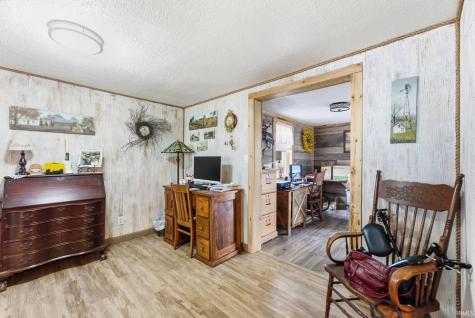 2464 E 225 S Road Warsaw IN 46580